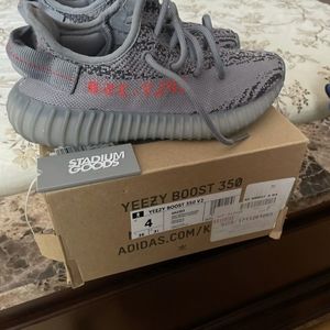 Men’s Adidas Yeezy Boost 350 V2 Beluga 2.0 Size 4
